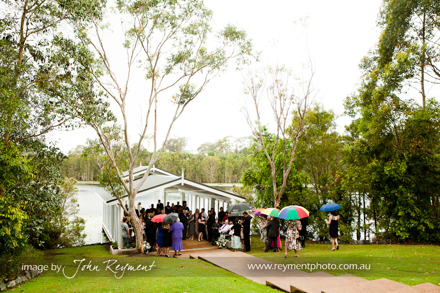 Brisbane wedding photographer Sirromet Laguna Wedding