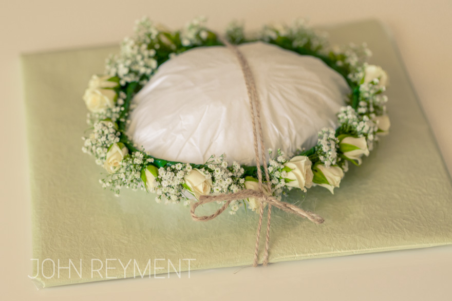 Floral headpiece by Brisbane wedding photographer John Reyment